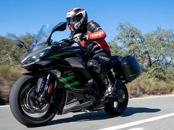 KAWASAKI NINJA 1000SX (2020 - on) Review