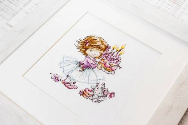 Sada na křížkové vyšívání „Dívka s kočičkou a dortem“ 13.5 x 14.5 cm Součásti sady jehly plátna nitě pro vyšívání