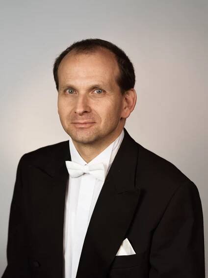Kontrabasy - Janáčkova filharmonie OstravaJanáčkova filharmonie Ostrava