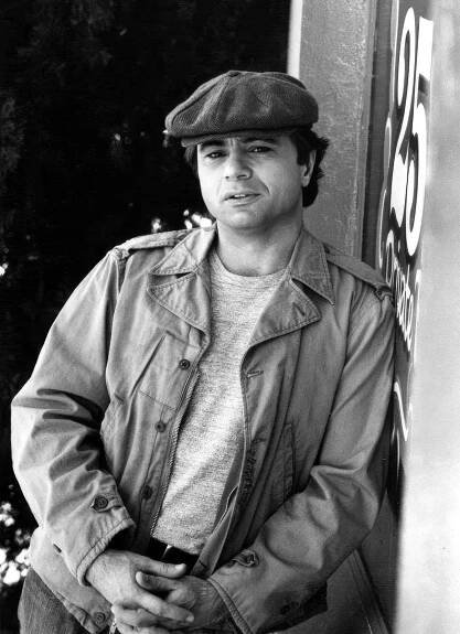 In the Baretta TV show, Robert Blake played an unconventional cop with a charming cockatoo (1975-1978) 7