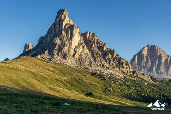Monte Pore a jeho pastviny s výhledem na dolomitské velikány | Horama