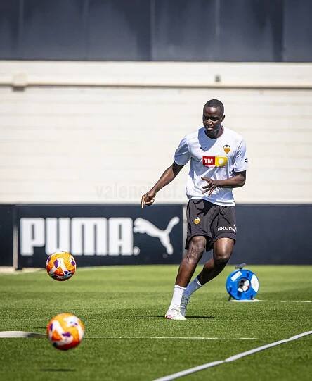 VALENCIA CF TRAINING SESSION 21/05/25 - Valencia CF