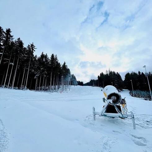 Skiareál Ještěd: Večerní lyžování s výhledem na Liberec