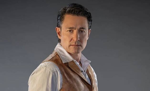 ¡Entrevista! Fernando Colunga habla de su reto en 'Amanecer', la química con Livia Brito y más
