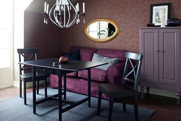 Kuchyňský stůl Ikea (53 fotografií): stolní modely se židlemi do kuchyně, recenze zákazníků
