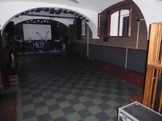 Hudební klub B "Béčko" | darkzin.cz