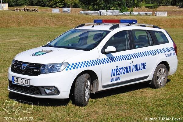 Městská policie Milovice - Dacia Logan