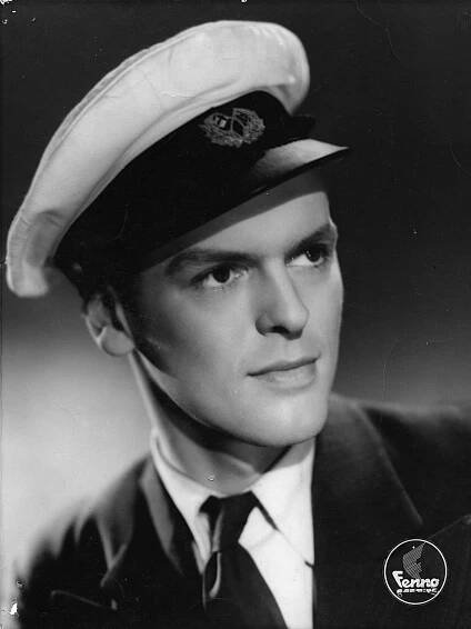 Läpi usvan (1948)
