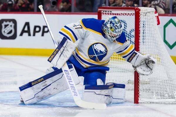 Alex Tuch shows his value as Buffalo climbs out of last place: Sabres thoughts
