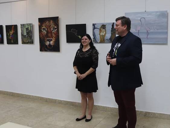Lenka Zemanová se vrátila do Volar se svými obrazy