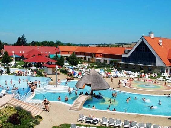 Aquapark Kehidakustány na mapě: lokalizace hotelů , plánovač trasy