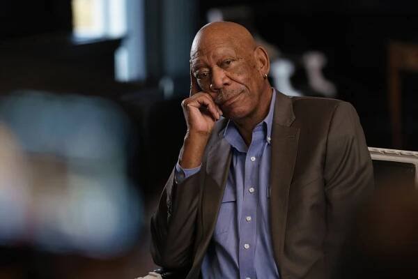 761st Tank Battalion: The Original Black Panthers - Promo - Morgan Freeman
