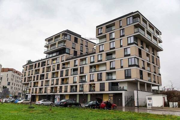 Výstavba nových rezidenčních bytů na Nové Karolíně, 31. října 2020 v Ostravě.