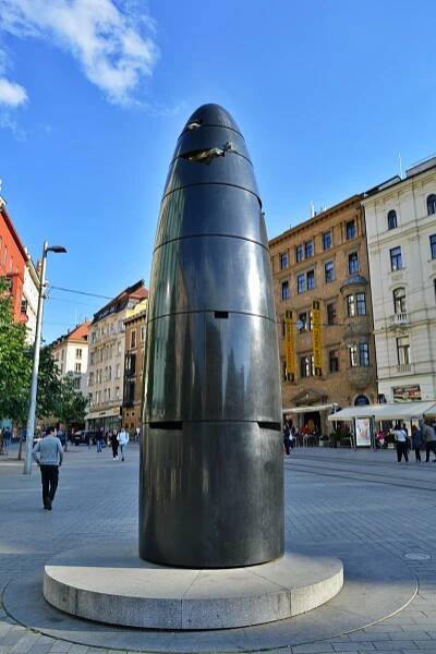 Náměstí Svobody a Brněnský orloj
