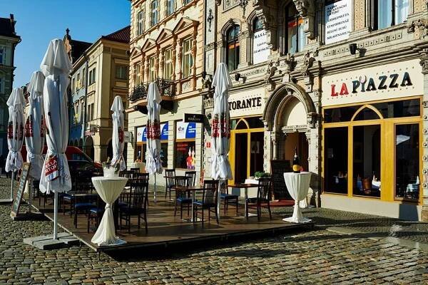 La Piazza Liberec | Apetee