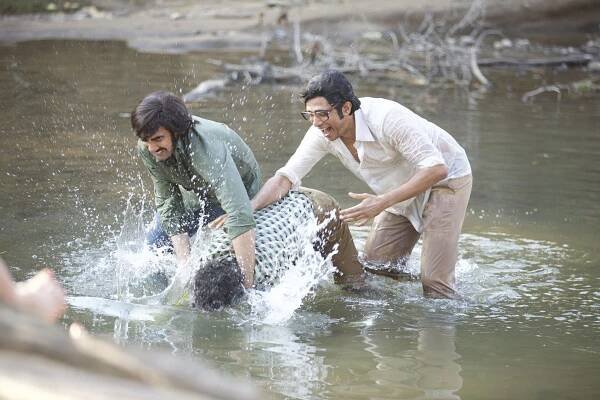 Ranvir Shorey, Gulshan Devaiah - A Death in the Gunj - Z filmu