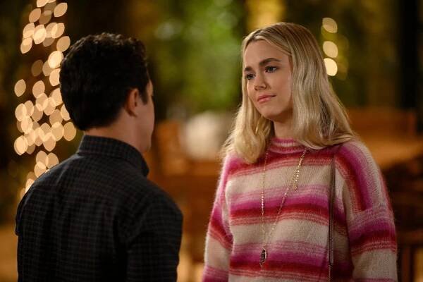 Jasnovidka Maggie - Vidím ve vaší budoucnosti dítě - Z filmu - Rebecca Rittenhouse