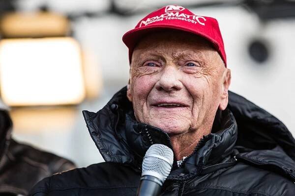 Budeme přistávat na Niki Lauda International Airport?