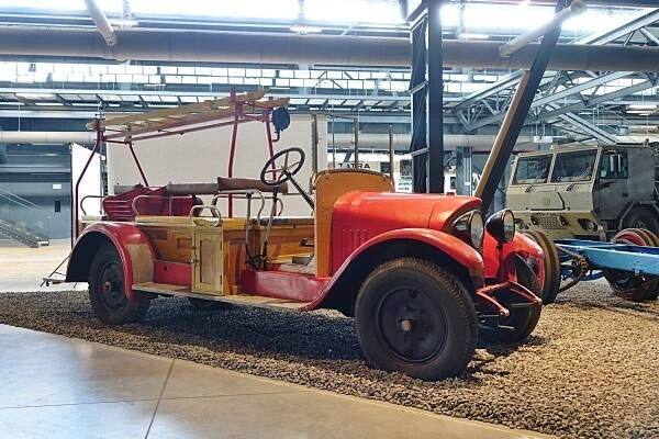 Drtikolka, vítězové Dakaru i expediční speciály – Muzeum nákladních vozů Tatra se konečně otevírá veřejnosti
