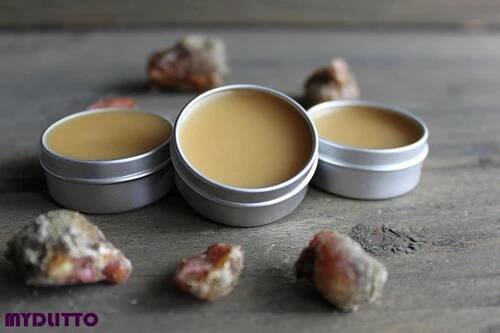 Belle Onneton - Smolná mast 25 ml sklo