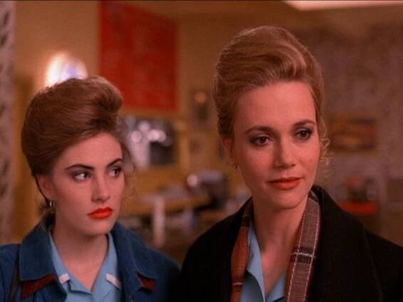 Městečko Twin Peaks - Cooperovy sny - Z filmu - Mädchen Amick, Peggy Lipton