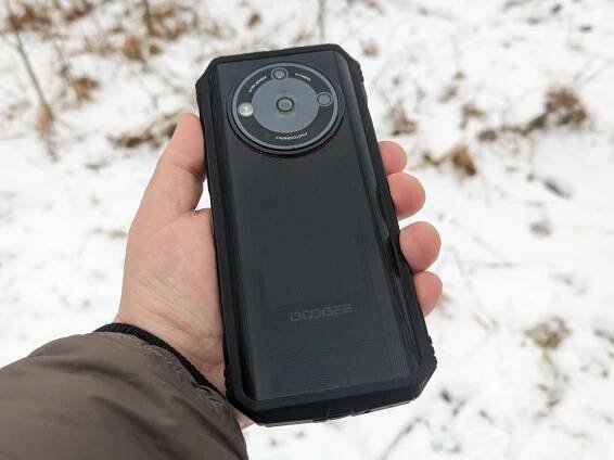 Recenze smartphonu DOOGEE V30 Pro - Root-Nation.com