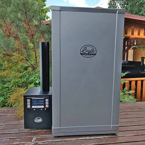 Udírna Bradley Smokers BS 4 rošty