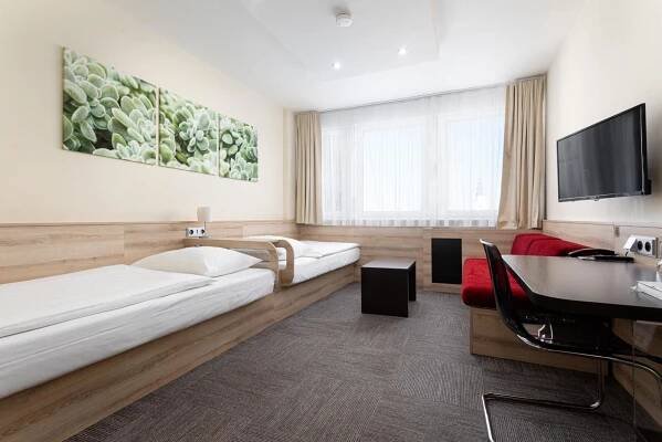 Hotel Koruna Opava - Ceny, Kontakt, Hodnocení - Komfortní Ubytování | Česká republika