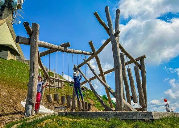 Kitzbühel – s dětmi, s celopérem nebo s golfovými holemi | JenŽeny.cz