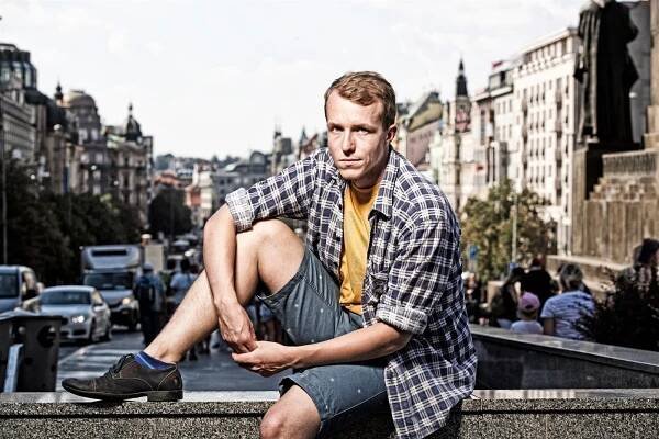 Palacha nejde jen tak odbýt. Herec Viktor Zavadil o tom, jaké to je vžít se do národního symbolu