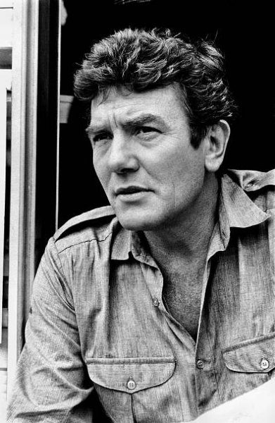 Albert Finney, 82, ‘Angry Young Man’ Who Became a Hollywood Star, Is Dead - The New York Times