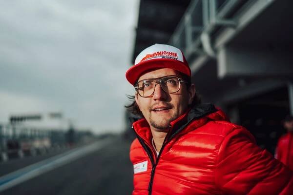 Nový šampionát, noví soupeři. Mičánek Motorsport poprvé odstartuje v GT2 European Series