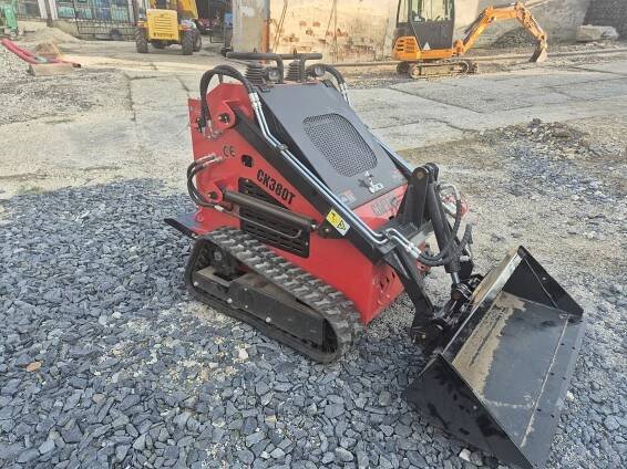 CAPTOK CK380T SMYKOVÝ NAKLADAČ 