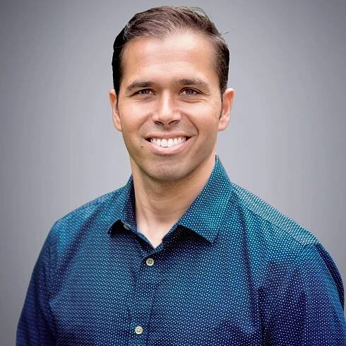 Carlos Carvalho.jpg