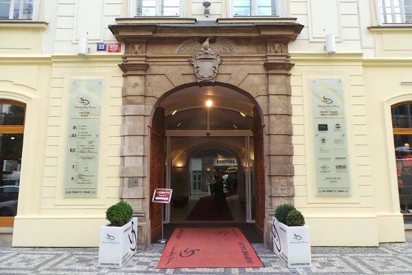 KOGO Slovanský Dům Praha | Apetee