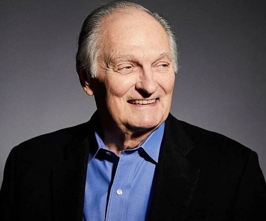 Alan Alda Biography - Facts, Childhood, Family Life & Achievements