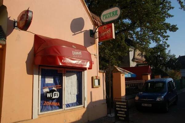 Fotogalerie | ASTRA - kavárna pizzerie Uničov 