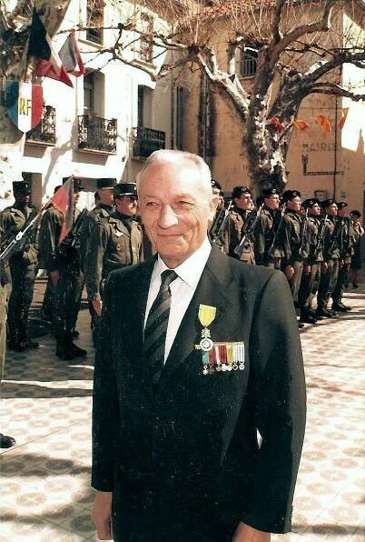 Combatant's Cross - Wikipedia