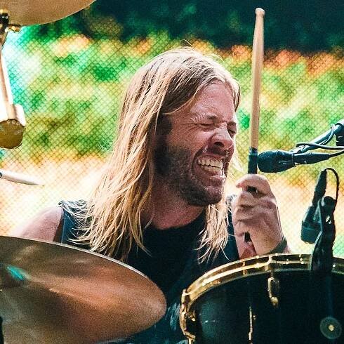 Remembering Taylor Hawkins, Foo Fighters’ Charismatic Drummer, in 5 Live Performances