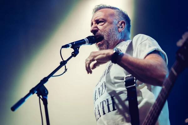 Peter Hook @ o2 City Hall, Newcastle