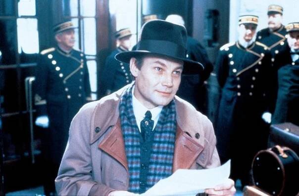 Burning Secret (1988) | Tvůrci | ČSFD.cz