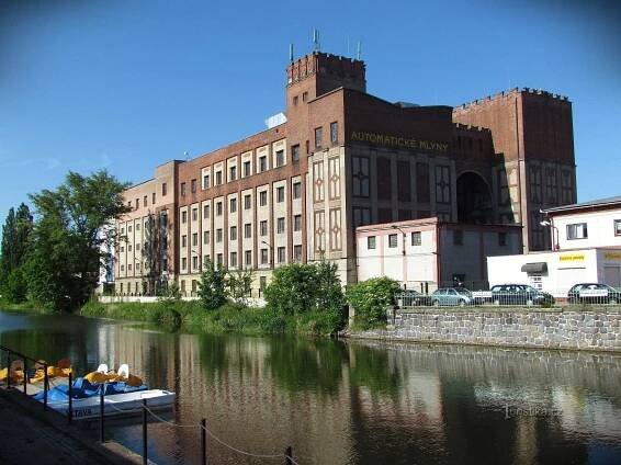 Pardubické automatické mlýny