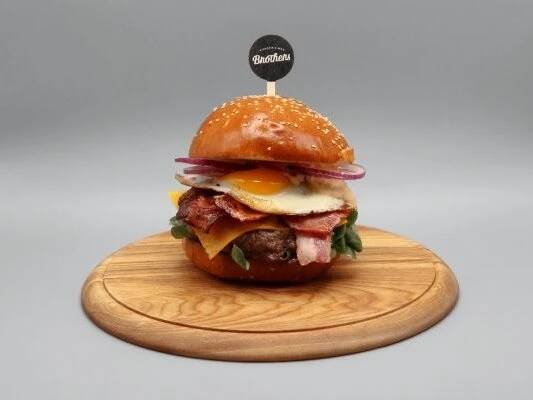 Burger & Beer Brothers | Wolt | Doručení | Olomouc