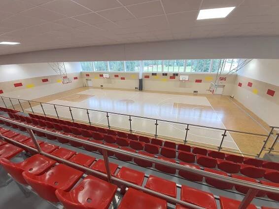 Vnitřní obklady stěn sportovních hal a tělocvičen - SPORT LX s.r.o.