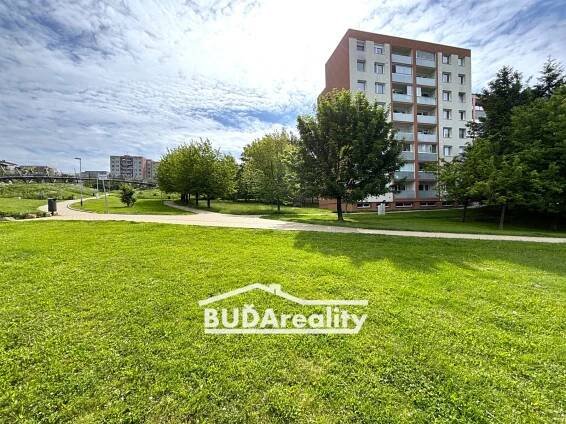 Prodej bytu 2+1 68 m², Na Honech III, Zlín
