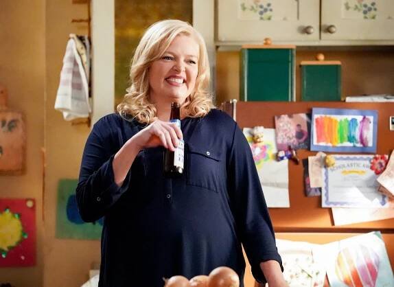 Malý Sheldon - Šprajc a zvláštně hypnotický bohém - Z filmu - Melissa Peterman
