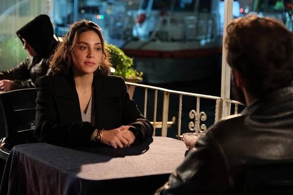 Öykü Karayel - Kara - Episode 2 - Z filmu