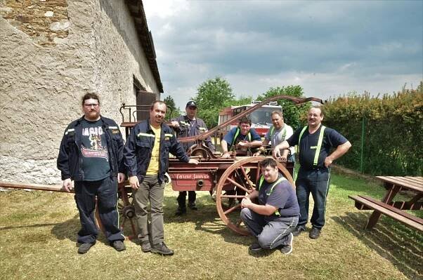 Fotogalerie - Ohlédnutí za výročím 140. let dobrovolných hasičů v obci | Obec Červené Janovice oficiální stránky obce