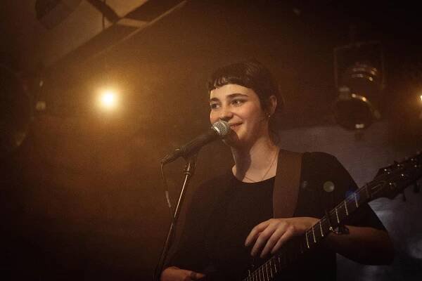 Amelie Siba + Chief Bromden, 14.7.2020, Chapeau Rouge, Praha | Hudební server FMZine.cz