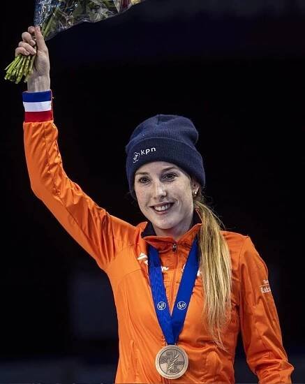 Foto k tématům Lara van Ruijven, lara – stránka 4